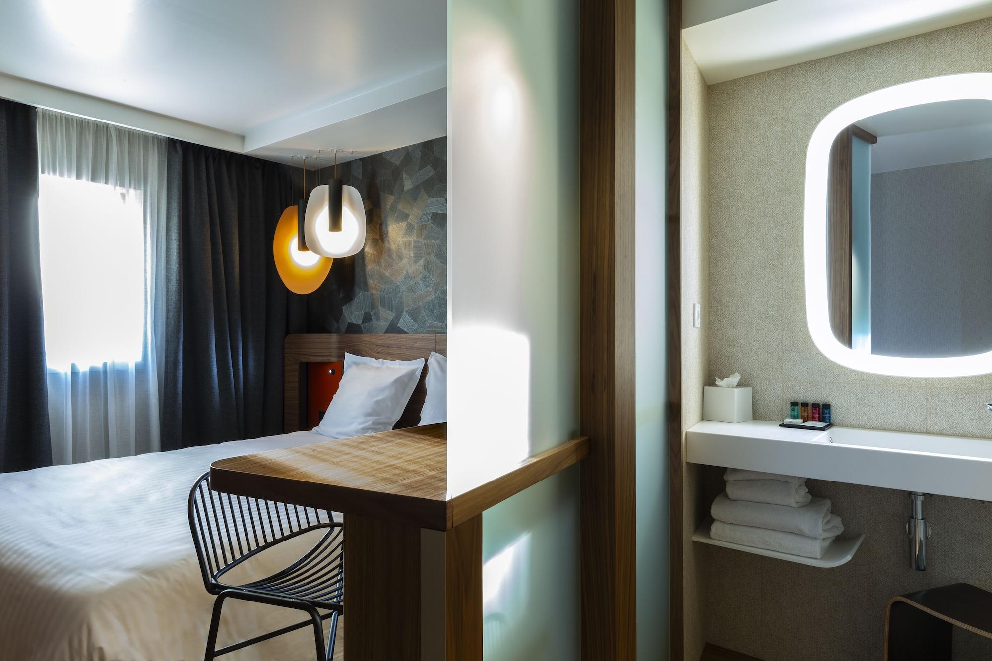 Hotel Oceania Paris Porte De Versailles 4*