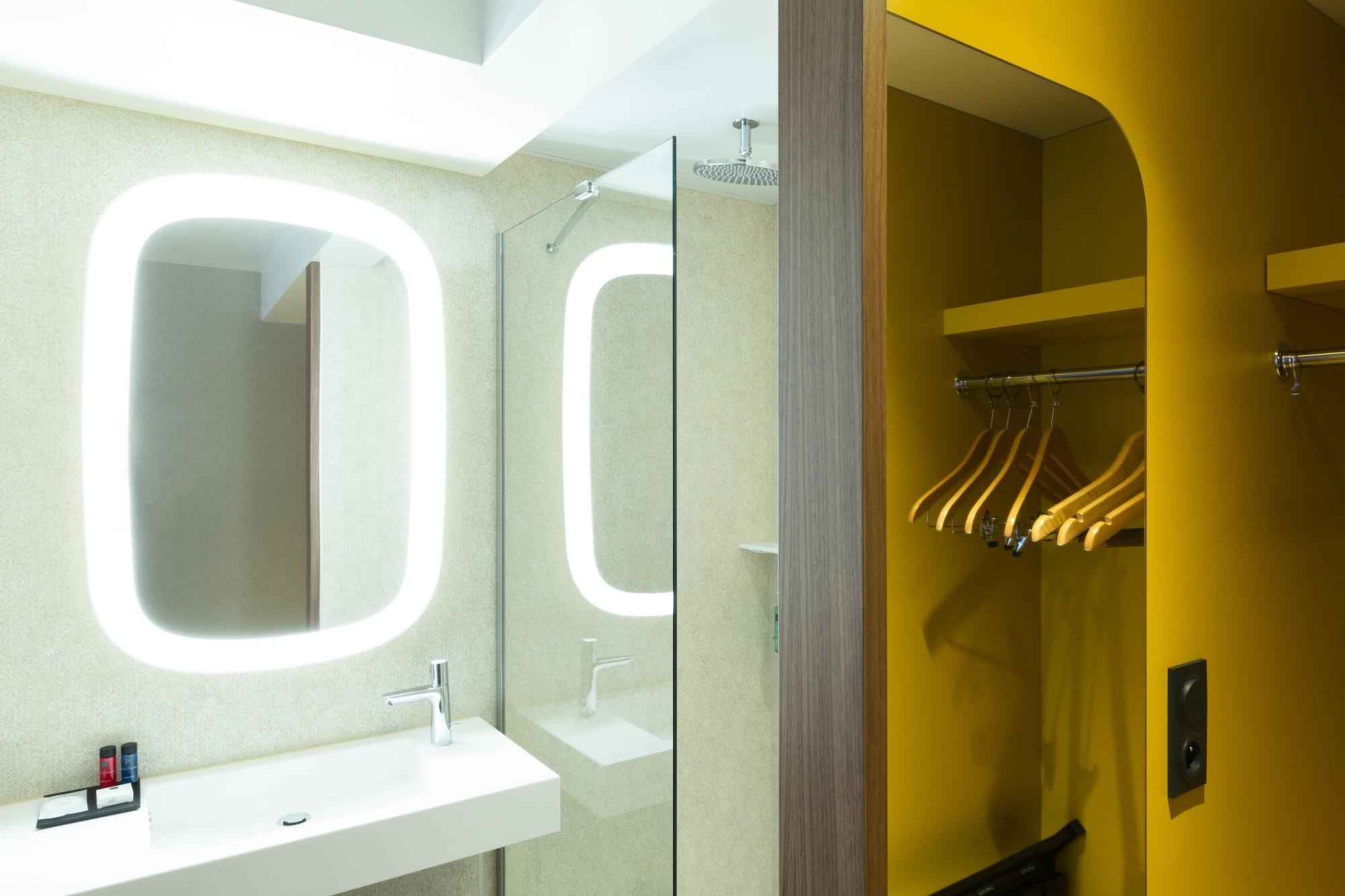 Oceania Paris Porte De Versailles Hotel